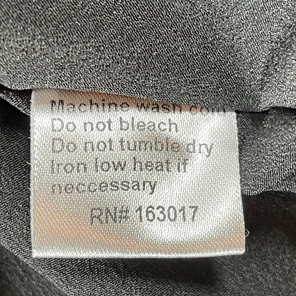 Princess Polly Kassie Long Sleeve Smocked Mini Dress Black Floral 2 - Picture 16 of 16